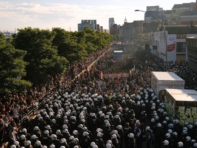 A huge anti G20 protest turned violent when activists refused to remove their face coverings. Picture: Thomas Lohnes/Getty Images.