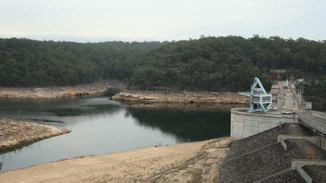 Associate Professor of water engineering at UTS, James Ball, doesn’t believe the rains will have any significant impact on Warragamba Dam’s water level. Picture: Tim Hunter.