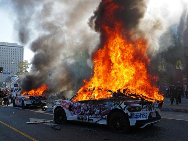 ‘Playing with fire’: Democrats in ‘dangerous territory’ by defending LA protests