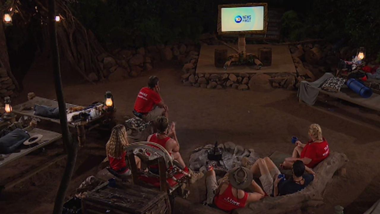 Sandra Sully gave the campmates a news update.