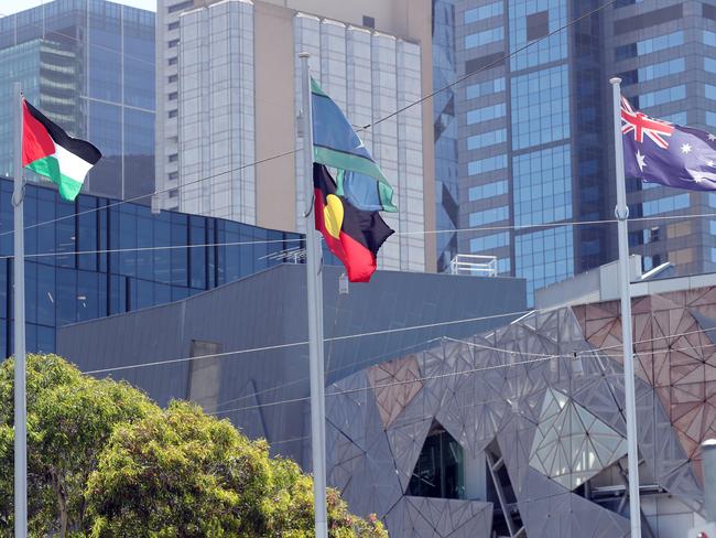 Fed Square Flying the Palestinian Flags. Friday, October 27, 2023. Picture: David Crosling