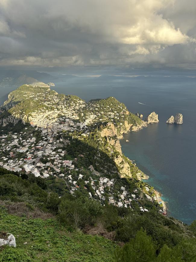 Cetrella Valley, Capri.