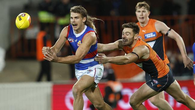 The Dogs and Giants clash in Ballarat is important for both teams.