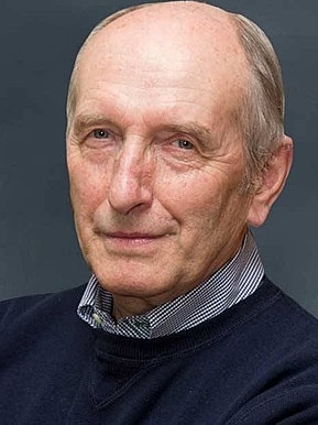 Dr Vaclav Smil.