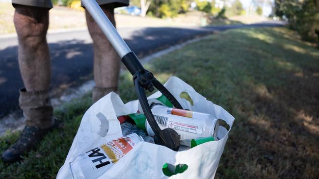 Murray Keys is a Southside resident who is collecting bottles and fundraising for energy efficiency in social housing. June 26, 2023 Picture: Christine Schindler