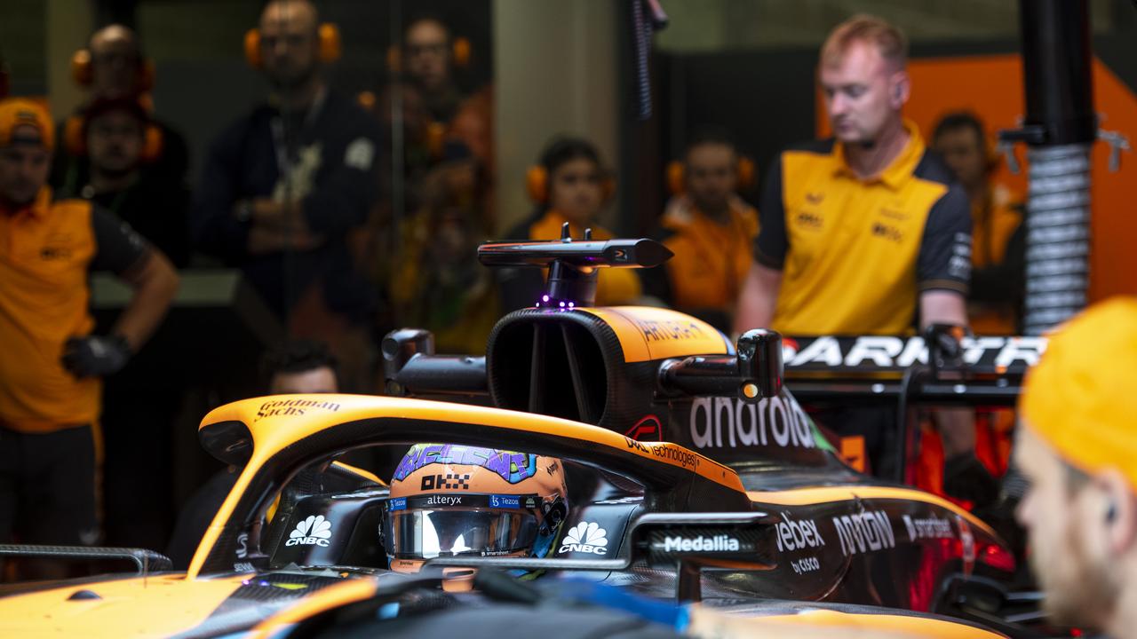 2022 Grand Prix van België |  Achter de schermen in de McLaren-garage, Daniel Ricciardo en Lando Norris