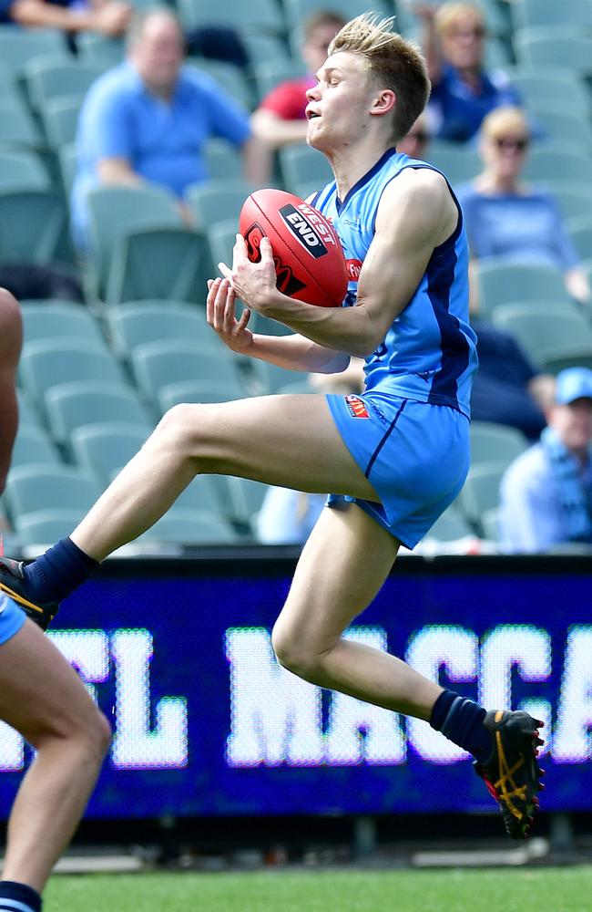 Sturt's Steven Slimming takes a mark at the first semi-final win against Central District.