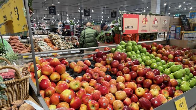 The price of produce has soared throughout 2022. Picture: NCA NewsWire / David Crosling