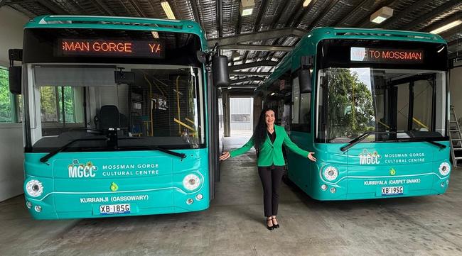 Image of the 2 EV buses supplied by Pure. Image via PH2