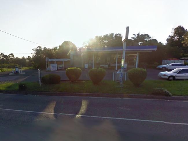 The service station at Peats Ridge where Clint Starkey was viciously bashed. Picture: Google street view