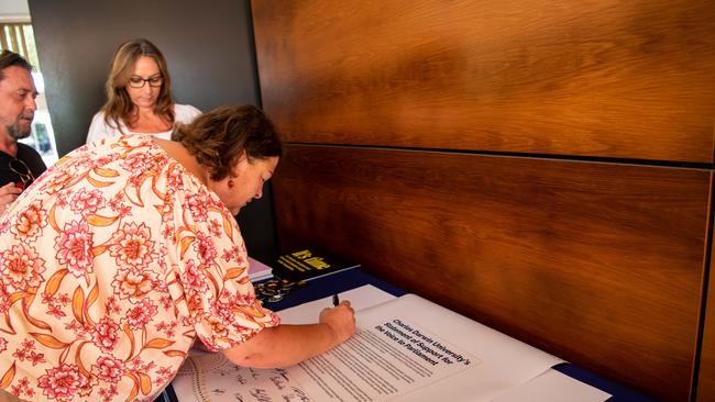 CDU staff and students were invited to sign the statement supporting the Voice at a ceremony on Monday. Picture: Alayna Hansen / Charles Darwin University