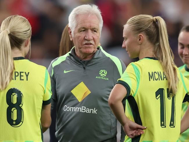 GLENDALE, ARIZONA - FEBRUARY 23: Head coach Tom Sermanni of Australia speaks with his team after being defeated by the United States in the 2025 SheBelieves Cup match at State Farm Stadium on February 23, 2025 in Glendale, Arizona. (Photo by Chris Coduto/Getty Images)