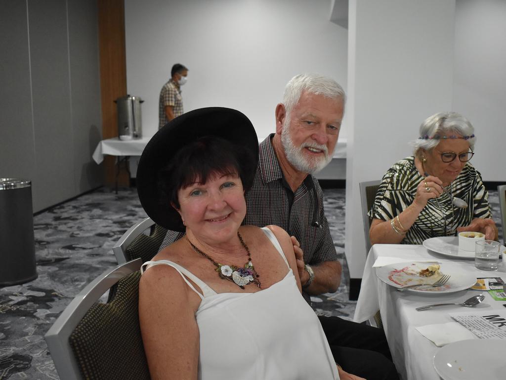 Sue and Les Reynolds at the Grafton District Services Club 2021 Melbourne Cup Luncheon.