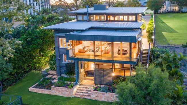 24 Glen Road Toowong fetched $7,3m, a suburb riverfront record.