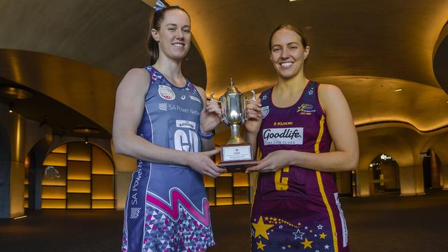 Chelsea Blackman of Contax (L) and Hannah Schwarz of Matrics before last season’s grand final. The Advertiser will exclusively live stream a weekly double-header of Netball SA Premier League action for a second year running. Picture: Roy VanDerVegt