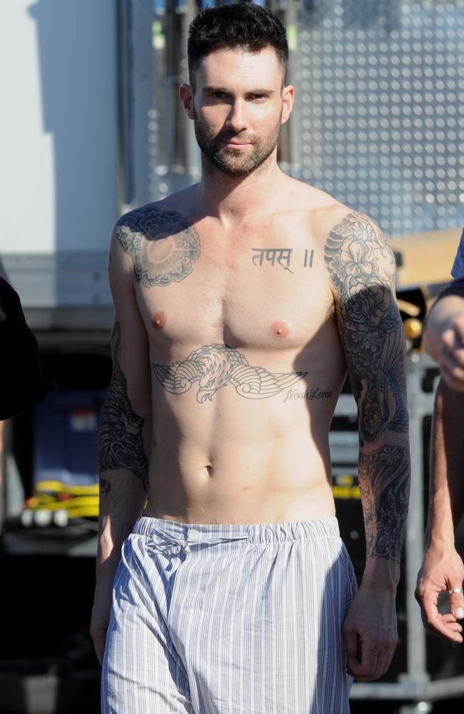 Maroon 5 frontman Adam Levine loves getting his gear off. 