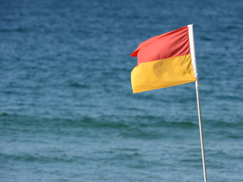 Lifesavers are expecting a busy weekend across the coast. Photo:Warren Lynam / Sunshine Coast Daily