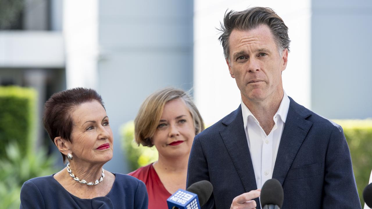 Chris Minns wants the ban reversed but Clover Moore won’t budge. Picture: NCA NewsWire / Monique Harmer