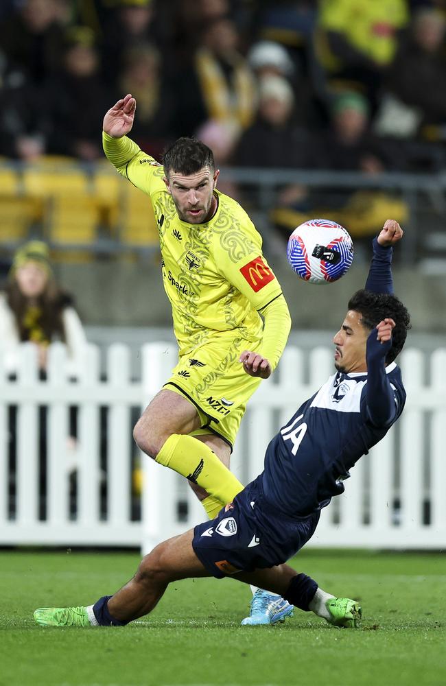 Do you think the handball deserved a penalty. Picture: Getty Images