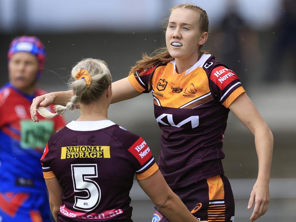 Tamika Upton (R) returns to Brisbane on a three-deal deal. Picture: Mark Evans/Getty Images