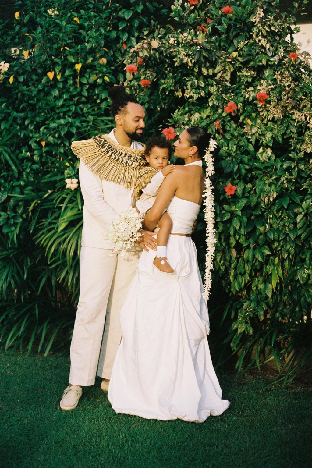 This Bride Wore Jacquemus At Her Tropical Fijian Wedding - Vogue Australia