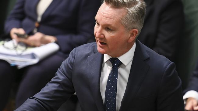 CANBERRA, AUSTRALIA, NewsWire Photos. SEPTEMBER 4, 2023: Climate Change and Energy Chris Bowen during Question Time in the House of Representatives at Parliament House in Canberra. Picture: NCA NewsWire / Martin Ollman