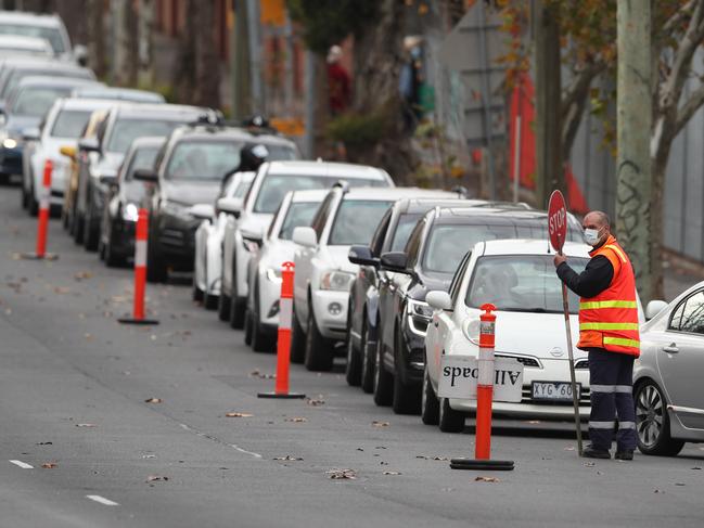 Wait times for Covid-19 tests blew out on Tuesday as Melburnians rushed to get tested. Picture: NCA NewsWire / David Crosling