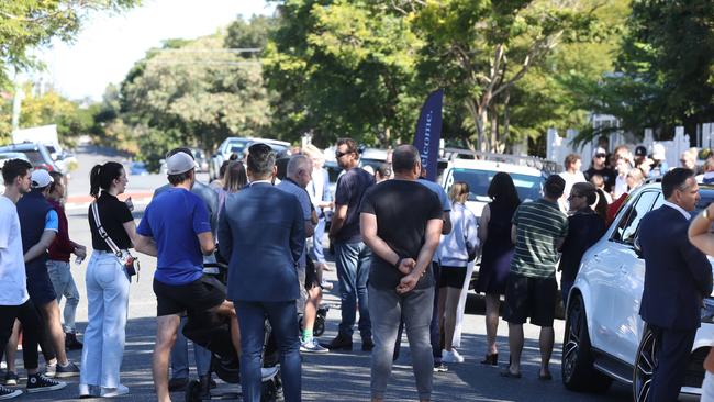 Auctions have been crowded affairs across Australia lately. Picture: Annette Dew