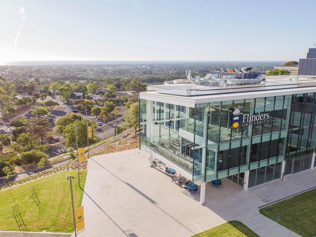 Flinders Uni student hub pic