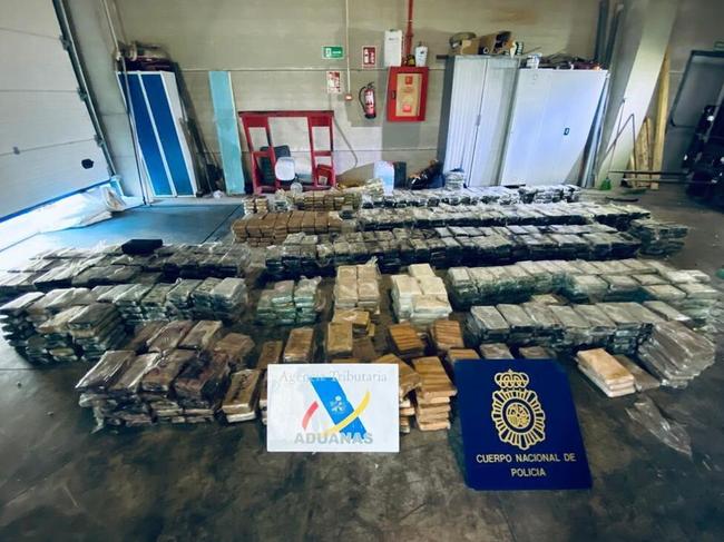 A shipment of cocaine from Costa Rica to Spain to be imported via shipping container concealed within hollowed out pineapples into the Port of Algeciras, Spain.