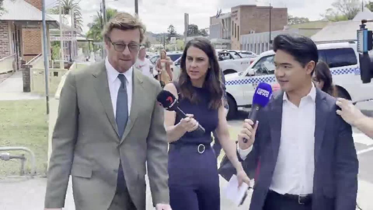 Simon Baker walks out of Byron Shire courthouse after drink driving sentencing.