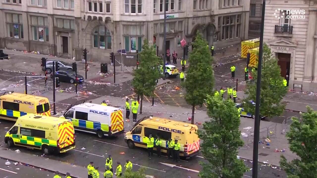 Car ploughs into crowd at Liverpool parade