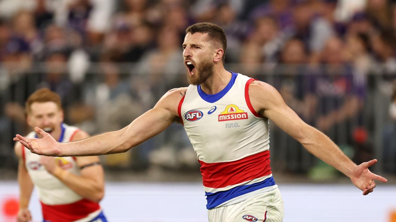 Marcus Bontempelli was dominant against the Dockers. Picture: Will Russell/AFL Photos via Getty Images