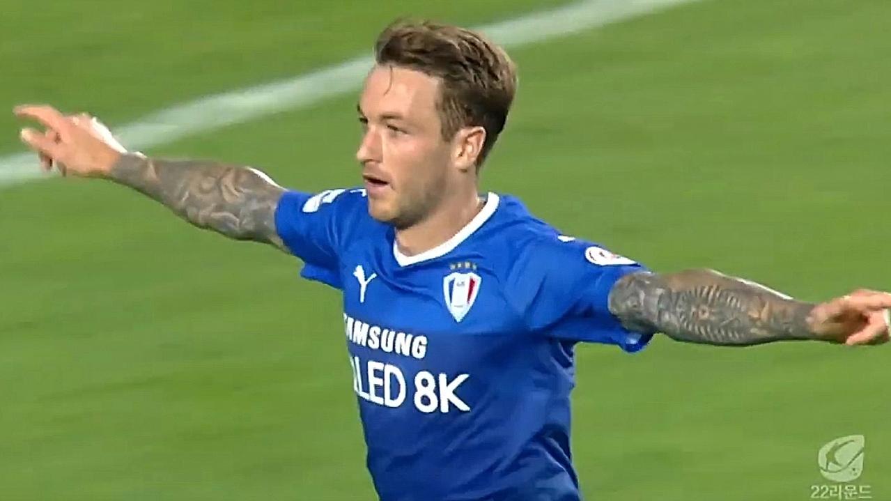 Adam Taggart celebrates a goal while playing for Suwon Bluewings last season.