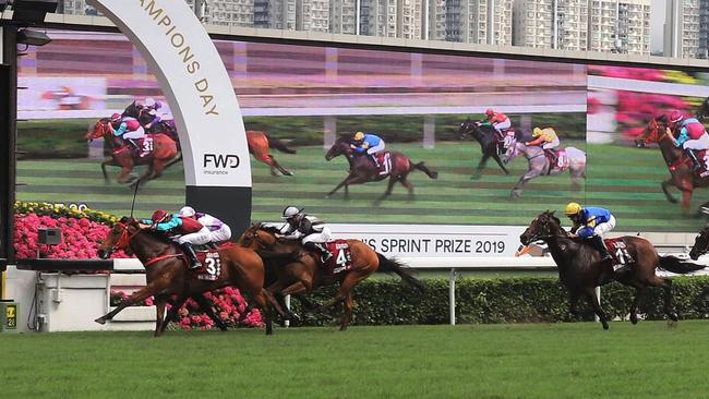 Santa Ana Lane finished fourth in the Chairman's Sprint Prize at Sha Tin.