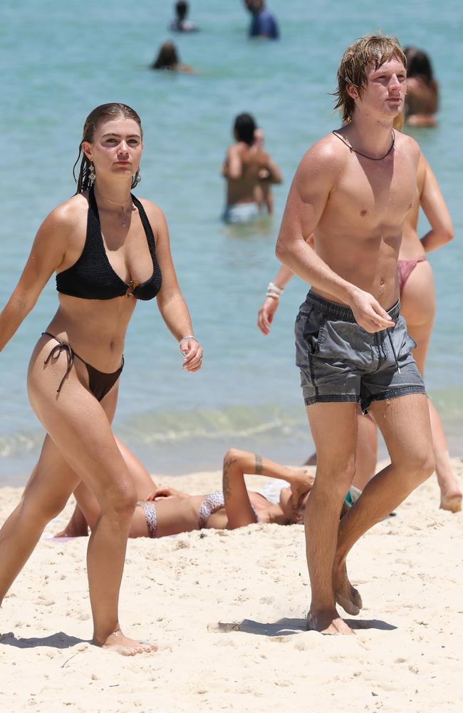 Bec and Lleyton Hewitt’s eldest daughter has been spotted at a Sydney beach with her indie boyfriend Vanda Erich. Picture: Matrix