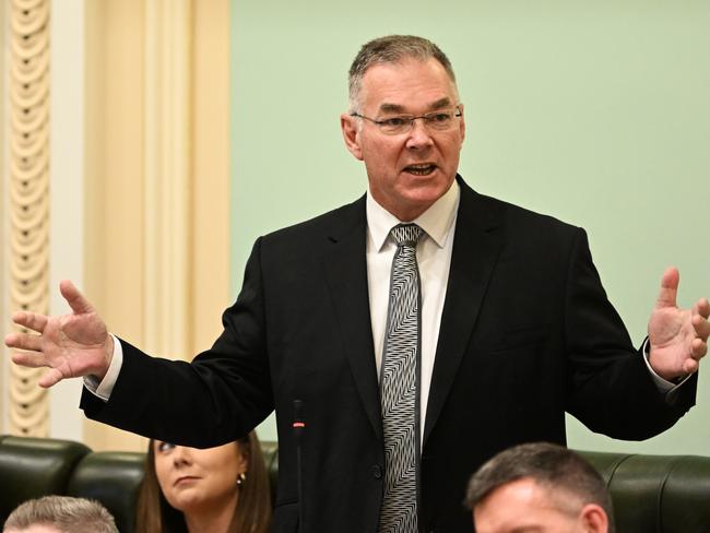 BRISBANE, AUSTRALIA - NewsWire Photos - AUGUST 30, 2022.Queensland Minister for Resources Scott Stewart speaks during Question Time at Parliament House in Brisbane.Picture: NCA NewsWire / Dan Peled