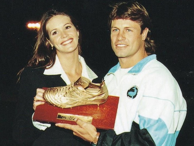 Macpherson was invited to present Ettingshausen with a golden boot to celebrate his 200th game for the club in 1993.