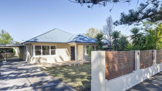 SOLD: 18 East Tce, Henley Beach sold for $980,000.