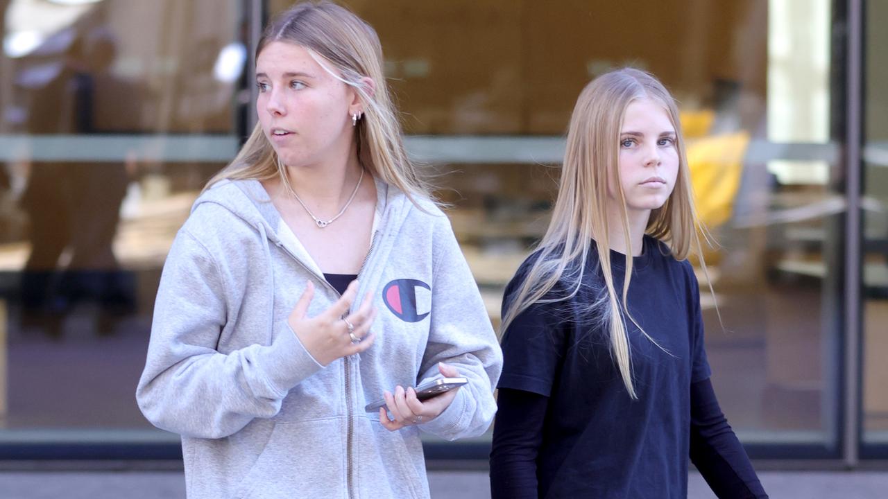 Emma Lovell’s daughters Kassie and Scarlett heading to the Supreme Court, inj Brisbane. Picture: Steve Pohlner