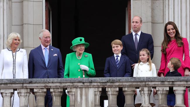 (L-R) Camilla, Duchess of Cornwall, Prince Charles, Prince of Wales, Queen Elizabeth II, Prince George of Cambridge, Prince William, Duke of Cambridge, Princess Charlotte of Cambridge, Catherine, Duchess of Cambridge and Prince Louis of Cambridge on the balcony of Buckingham Palace during the Platinum Jubilee. Picture: Getty Images.