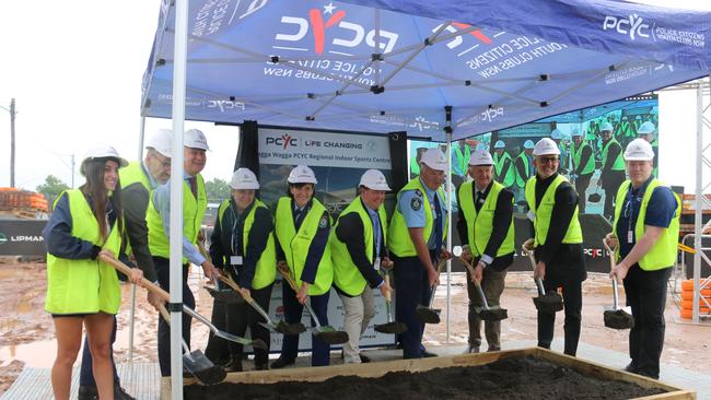 Wagga PCYC turning of the sod ceremony Elvein Ibrahim, Rob McKee, Michael McCormack, Rebecca Loughton, Gelina Talbot, Dominic Teakle, Gary Worboys, Greg Conkey, Michael Heenan and Wayne Flood.