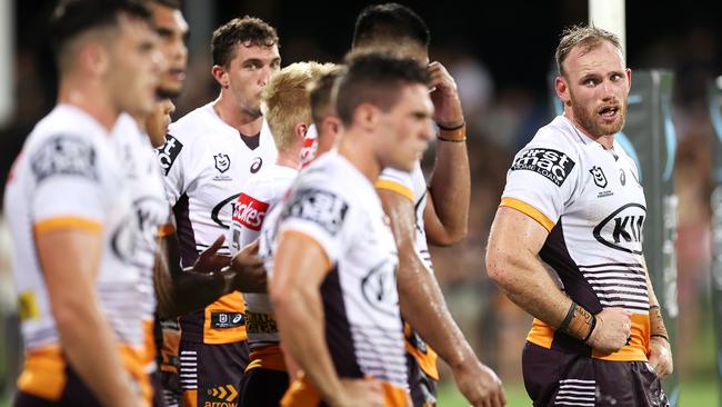 Matthew Lodge (right) of the Broncos looks dejected (Photo by Mark Kolbe/Getty Images)