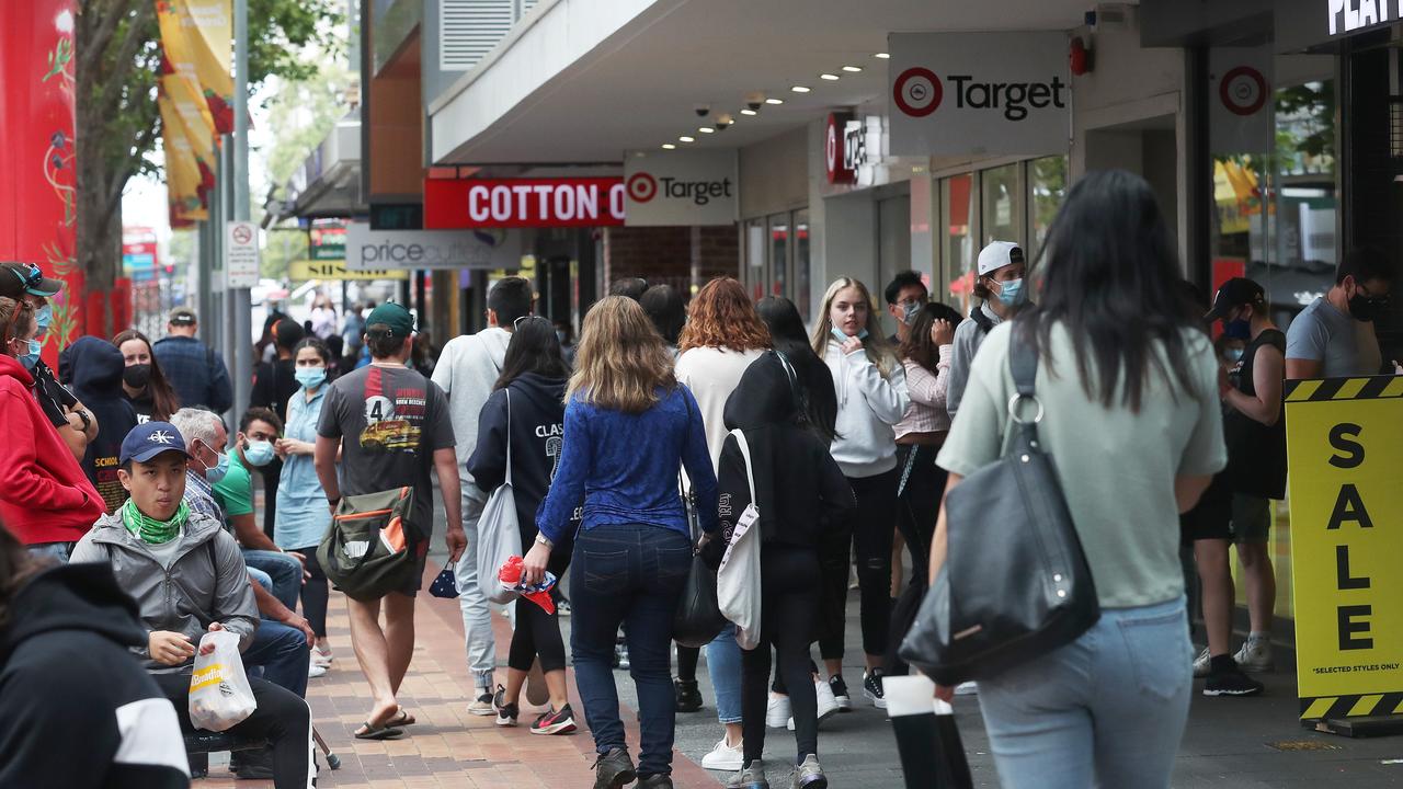 Shoppers in Elizabeth Street Mall. Boxing Day sales in Hobart in previous years. Picture: Nikki Davis-Jones