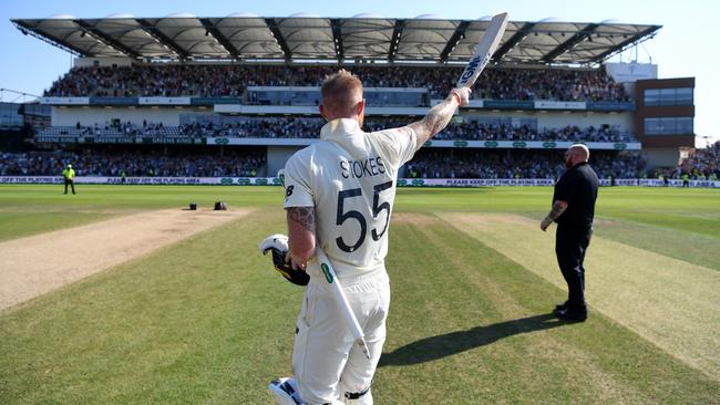 Stokes salutes the home fans. Picture: Getty Images