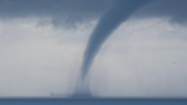 Severe thunderstorms roll across southeast Queensland throughout ...