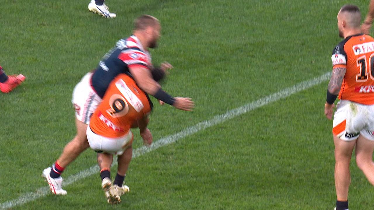 Jared Waerea-Hargreaves’ high shot on Api Koroisau