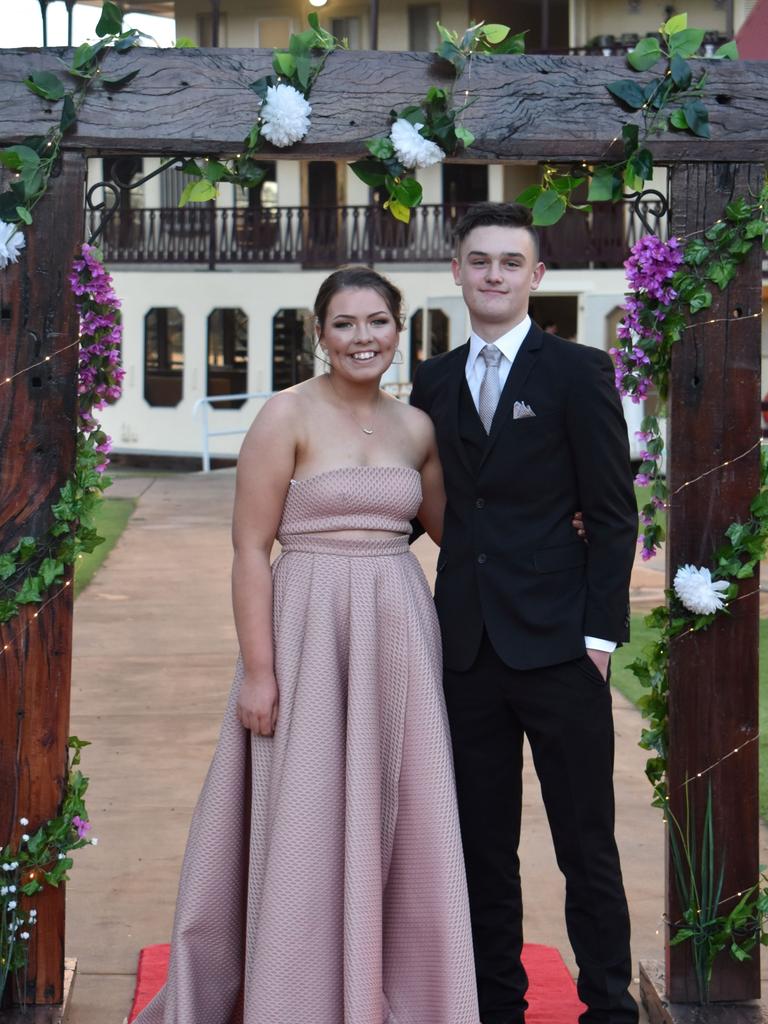 Mannum Community College students enjoyed their school formal at The Murray Princess on June 18. Picture: Michelle Mitchell. Mannum Community College.