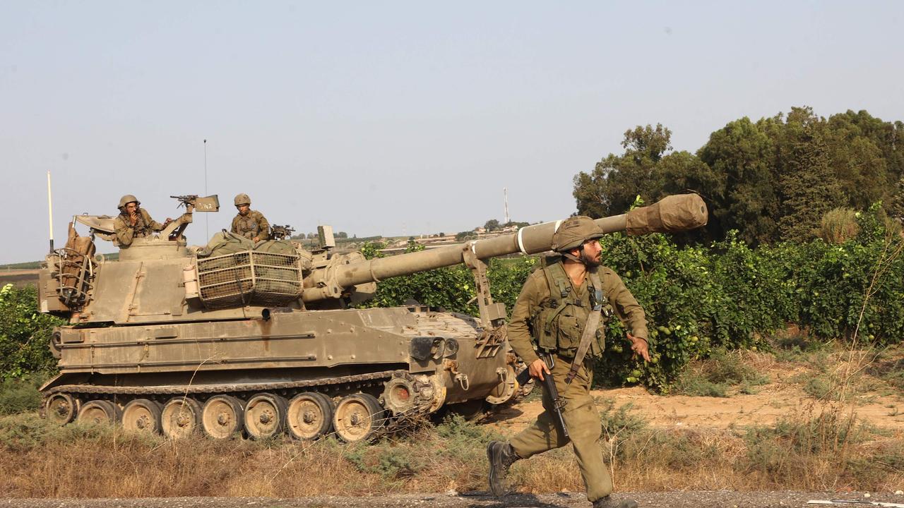 Australian-israeli Military Reservists Arrive In Israel As Gaza Ground 