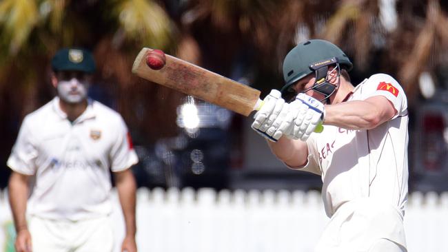 Gordon batsman Lachlan Barnsley in action against Randwick Petersham last season.